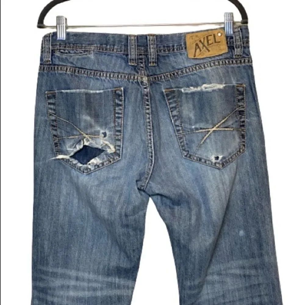 Axel light wash slim straight jeans size 32 X 30 - Picture 15 of 16